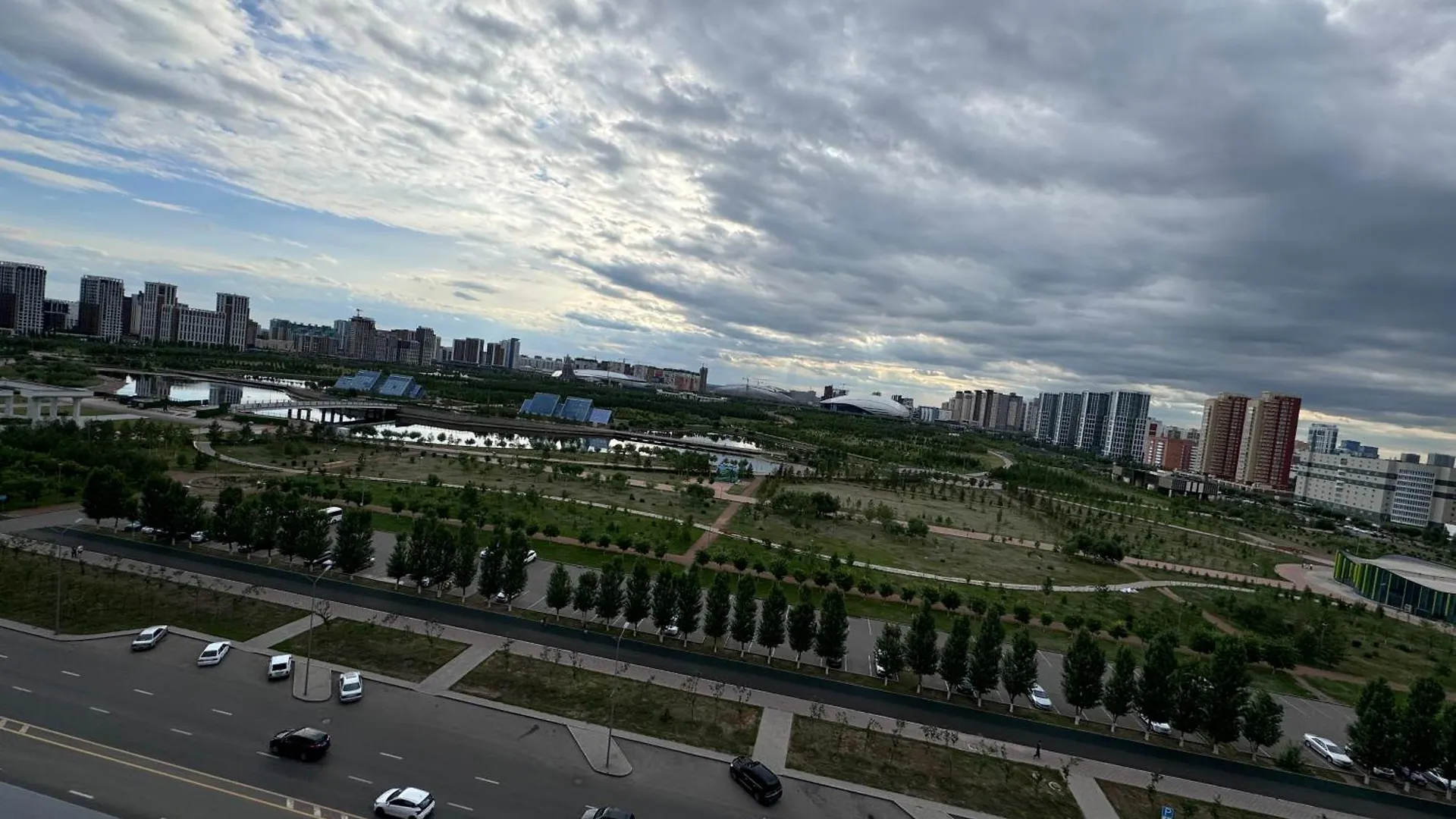 아파트 Апартамент На Ботаническом 아스타나